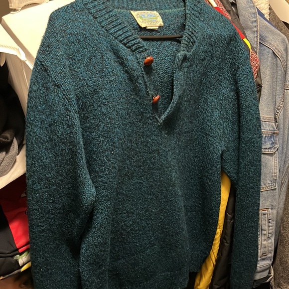 Men’s Green Wool Sweater - Picture 2 of 2